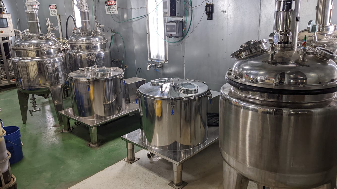 Sanitary Plate Centrifuges & Extraction Reactors